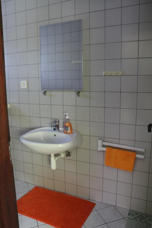 Altan Apartments Heviz Bagian luar foto
