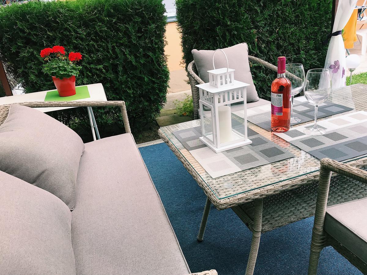 Altan Apartments Heviz Bagian luar foto